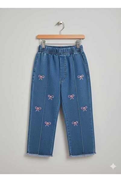 DoğaButikGiyim Kız Çocuk Beli Lastikli Fiyonk Nakışlı Kot Pantolon Tam Kalıp
