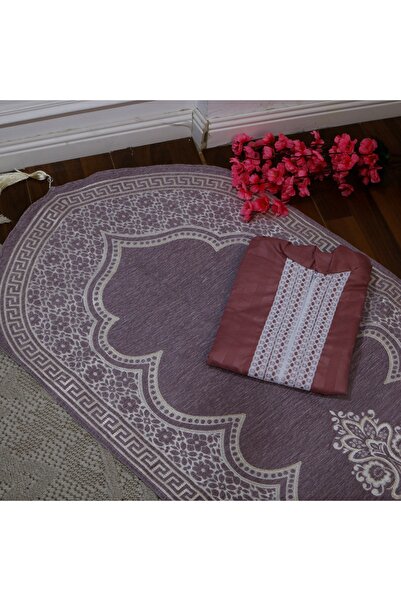 Gerenic Prayer mat with a log