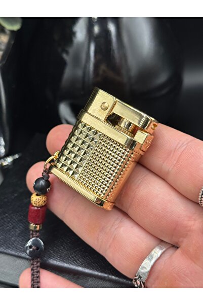 NikaŞ Altın Sarısı Elmas Desenli Vintage Metal Benzinli Çakmak - Hediyelik No...