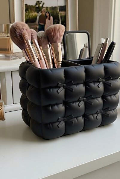 Vescarri Quilted Makeup Organizer with Bow – Aesthetic Brush and Pen Holder