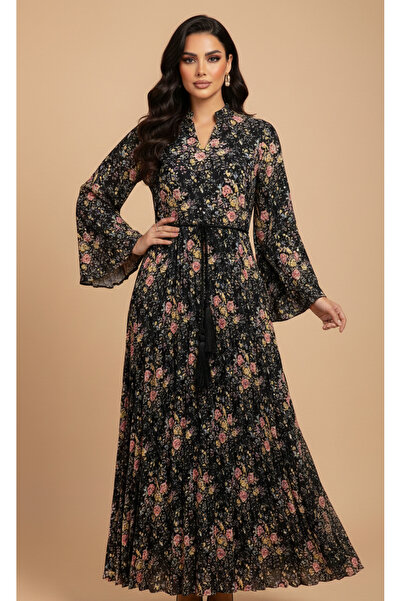 Moda Line Rose-patterned jalabiya with pearl embroidery on the sleeves