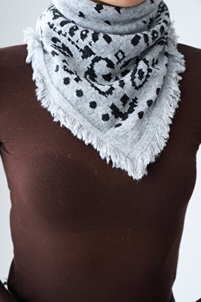 LOOSH Kadın Gri Şal Desenli Püsküllü Bandana Şal