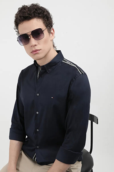 Tommy Hilfiger قميص رجالي أزرق داكن من ماركة Love Tape، بقصة عادية، مصنوع من ...