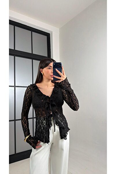 Gaus Siyah Önü Bağlamalı Dantel Bluz GAUS-01084
