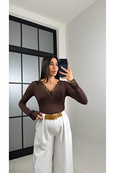 Gaus Bitter Brown Lace Detailed Cashmere Textured Blouse Gaus-01094