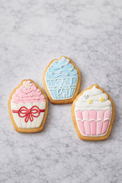 Dekor 🎀   مجموعة قوالب الكوكيز المزخرفة بنمط الكب كيك مكونة من 3 قطع 🎀