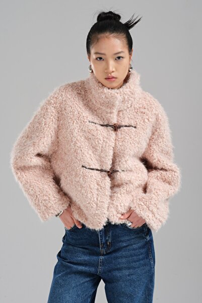 tw3 Kadın Peluş Kumaş Düğme Detaylı İçi Astarlı Tasarım Kaban Mont