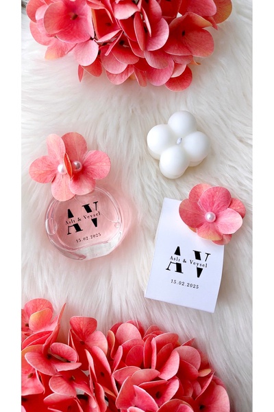 A V Concept 50 Adet Eyüp Sabri Tuncer Hediyelik Seti | 25 Mum + 25 Kolonya | ...