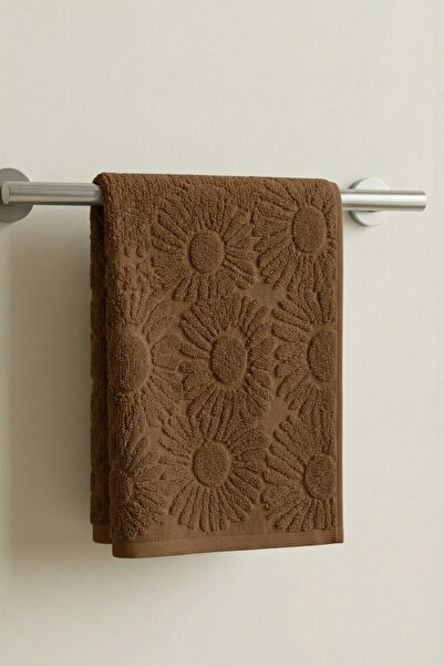 Anılsan Πετσέτα χεριών Daisy Brown - 50x90 εκ., 230 γρ., 100% βαμβάκι