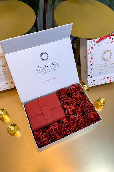 CüzCan صندوق هدايا فاخر - محفظة نسائية من الجلد الطبيعي باللون الأحمر من ليلي...
