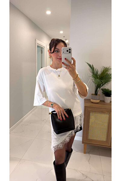 BİRCANÇİL Tricou Punna alb cu detaliu din dantelă de satin la tivul fustei