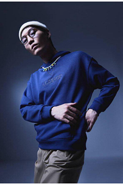 LCABROO The modern LCABRO hoodie - the perfect blend of comfort and urban style