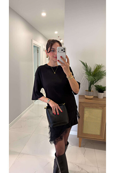 BİRCANÇİL Punna Black T-Shirt with Satin Lace Detail at the Hem