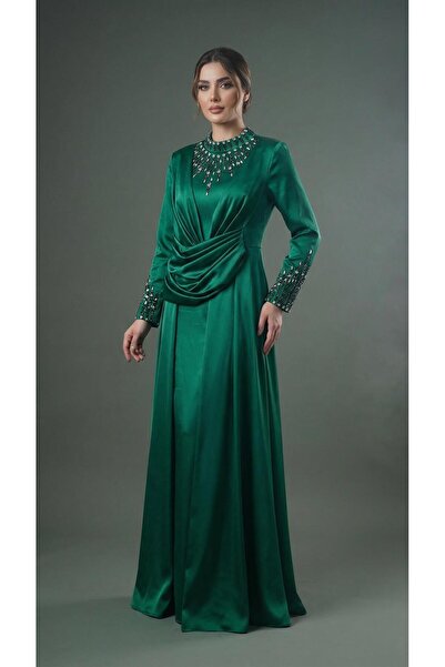 MİSS DİAMOND Satin textured emerald green evening dress with crystal embellis...