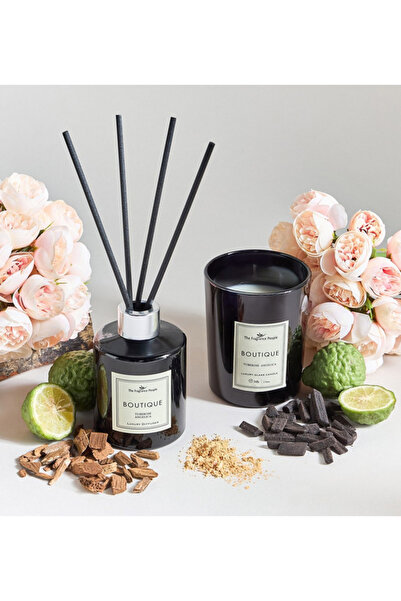 Boutique مجموعة هدايا شمعة معطرة برائحة مسك الروم والأنجليكا مع موزع روائح