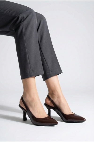 Savves Women's Brown Flat Elastic Modern Classic Heeled Shoes