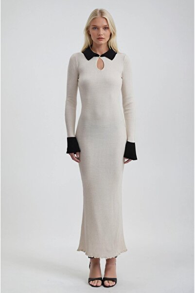Lijuri Knitwear Dress with Chest Window 2004