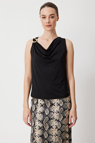 ON Μπλούζα με γιακά και αξεσουάρ στον έναν ώμο