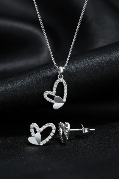 Roza Silver 925 Ayar Gümüş Rodyum Kaplama Zirkon Taşlı Minimal Asimetrik Kalp...