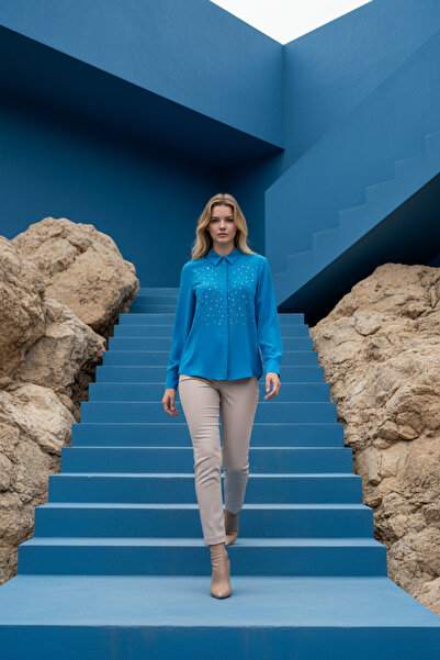 Butik ürünü Önü taşlı gömlek