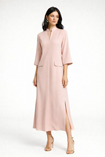 UNTIMELY Slit Detailed & Three-Quarter Sleeve Powder Crepe Dress