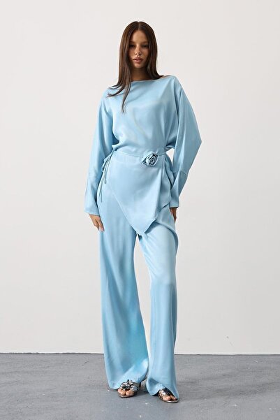 Trend Alaçatı Stili Women's Blue Rose Brooch, Tie-Waist Asymmetrical Cut Blou...