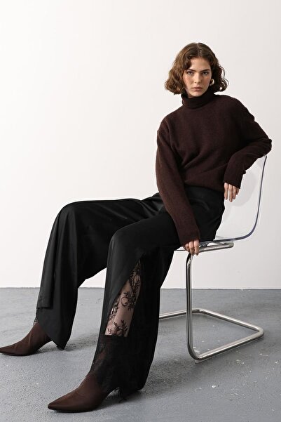 Trend Alaçatı Stili Woman's black Slit lace detailed pants alc-x15081