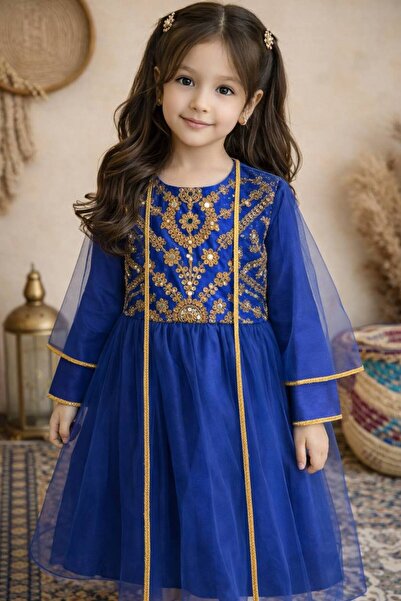 La reina petite فستان شعبي فوشي مطرز مع شيلة تول من لارينا بتيت