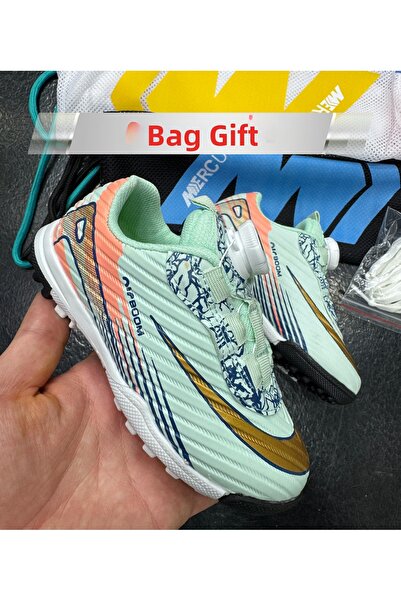 AİRBOOM Children's Football Shoes for Turf Fields with Adjustable Mechanism