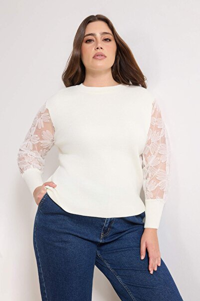 Trendyol Curve Pulover din tricot cu mâneci din tul ecru cu secțiuni TBBAW26A...