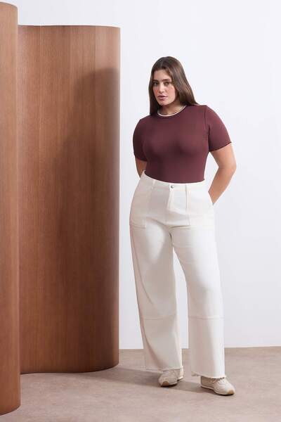 Trendyol Curve Wardrobe Essentials Καφέ Πλεκτή Μπλούζα με διακοσμητικό ρέλι Μ...