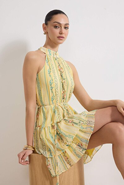 Trendyol Collection Rochie mini din șifon, cu model floral galben, în formă d...