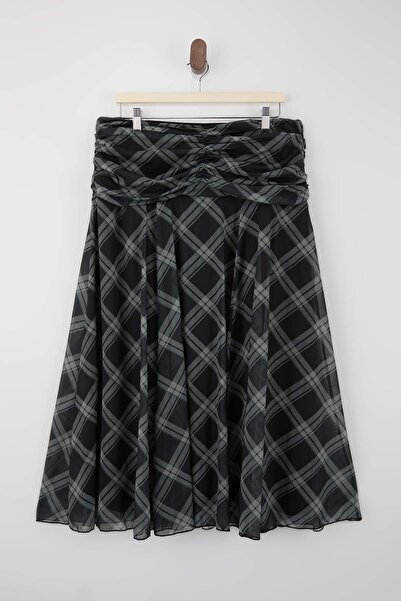 Trendyol Curve Schwarz-Grau