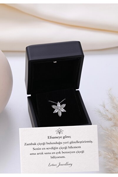 LOTUS JW Işıklı Kolye Kutulu Gümüş Zambak Çiçeği Kolye | 925 Ayar Gümüş Kolye