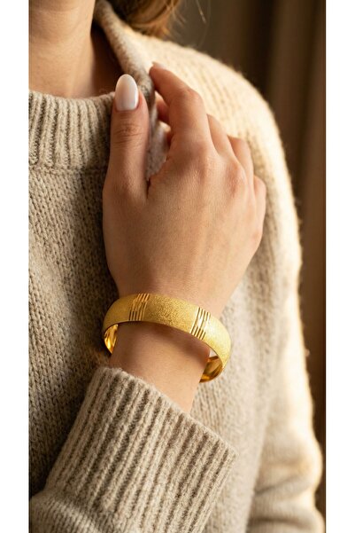 FerizZ Altın Kaplama Simli Çizgili Bilezik 1.5 Cm Blz-3044