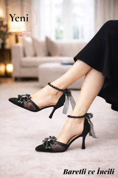 Famels Bow-Tied Short Heeled Shoes in Black Satin with Pearls and Barettes, M...