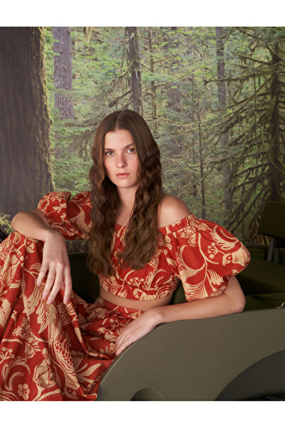 Koton Crop μπλούζα με σχέδιο από τον ώμο