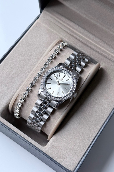 Homies Kadın Kol Saati Küçük Kasa Gümüş Renk Hediyelik Bileklik ve Kutusu.HMR...