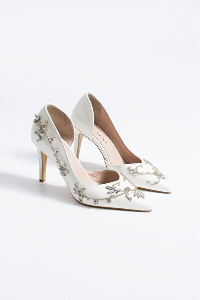 RUXENE LAVİEN ÖZEL TASARIM GÜMÜŞ TAŞ EL EMEĞİ İŞLEMELİ BEYAZ STİLETTO 8CM GEL...