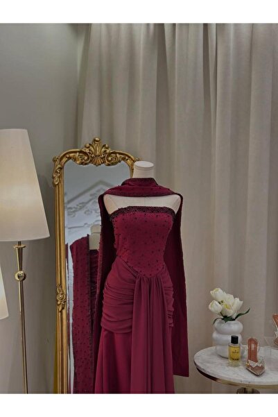 vanus fashion 6257- فستان سهرة برغندي بتطريز فاخر وشال طويل