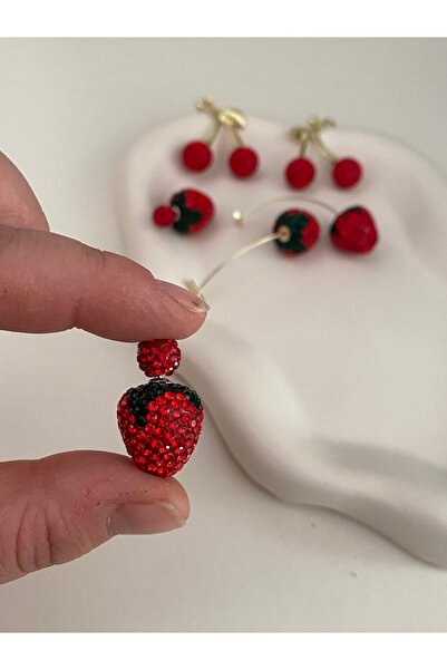 BusradanDesign Red Zircon Stone Needle Strawberry Earrings