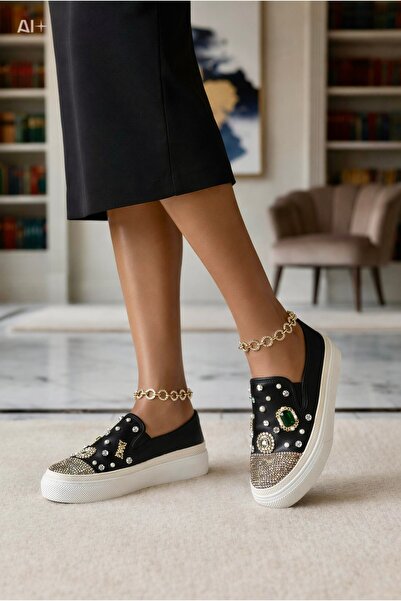 Giydim Gidiyor Rovilya – мокасини със специален дизайн и кристални камъни, черни