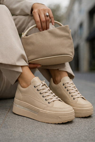 Giydim Gidiyor Core Kristal Taşlı Yüksek Tabanlı Spor Ayakkabı Bej