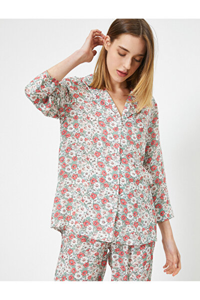 Koton قميص نوم بأكمام طويلة وياقة على شكل حرف V مع تفاصيل أزرار مزخرفة