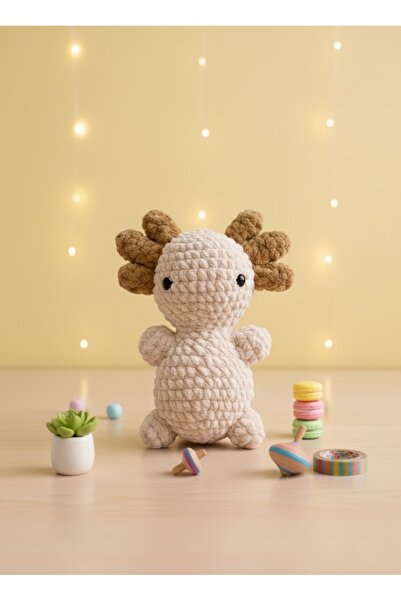 TOMRİSTORE İbi Amigurumi El Örmesi Yumuşak Peluş Axolotl Oyuncak 28 cm Kahver...