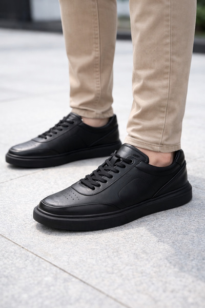 White World Men's Daily Casual Shoes