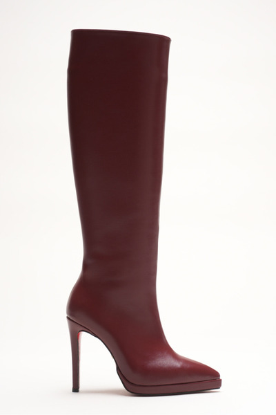 Ayakkabı Ateşi Дамски ботуши с платформа под коляното и ток Amazen от бордо кожа