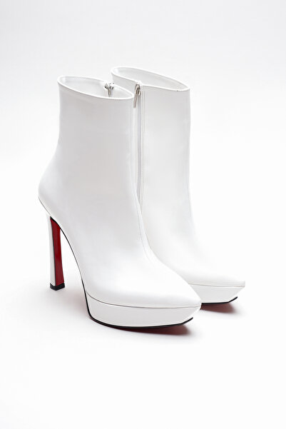 Ayakkabı Ateşi Γυναικείες μπότες με φερμουάρ και τακούνι Pileras Λευκό λουστρίνι