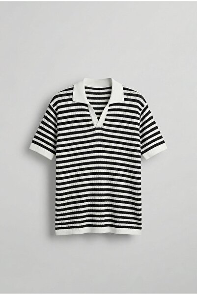 ablukaonline Ανδρικό πλεκτό μπλουζάκι με ριγέ λαιμόκοψη μαύρο