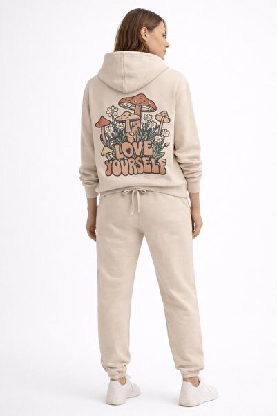 MARKATEM Σετ παντελόνι με κουκούλα oversized από βαμβακερό ύφασμα με τύπωμα κ...